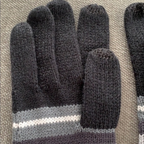 Kensie striped knit gloves. - Picture 5 of 9